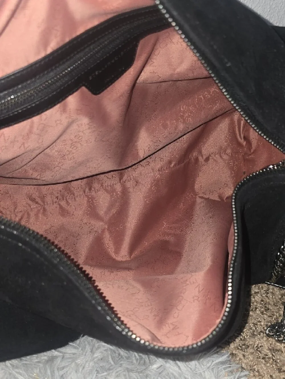 Stella McCartney Black Shine Weekender Bag W/ Silver Chain Trim (EUC)(RARE)🖤🩶 - Picture 9 of 13
